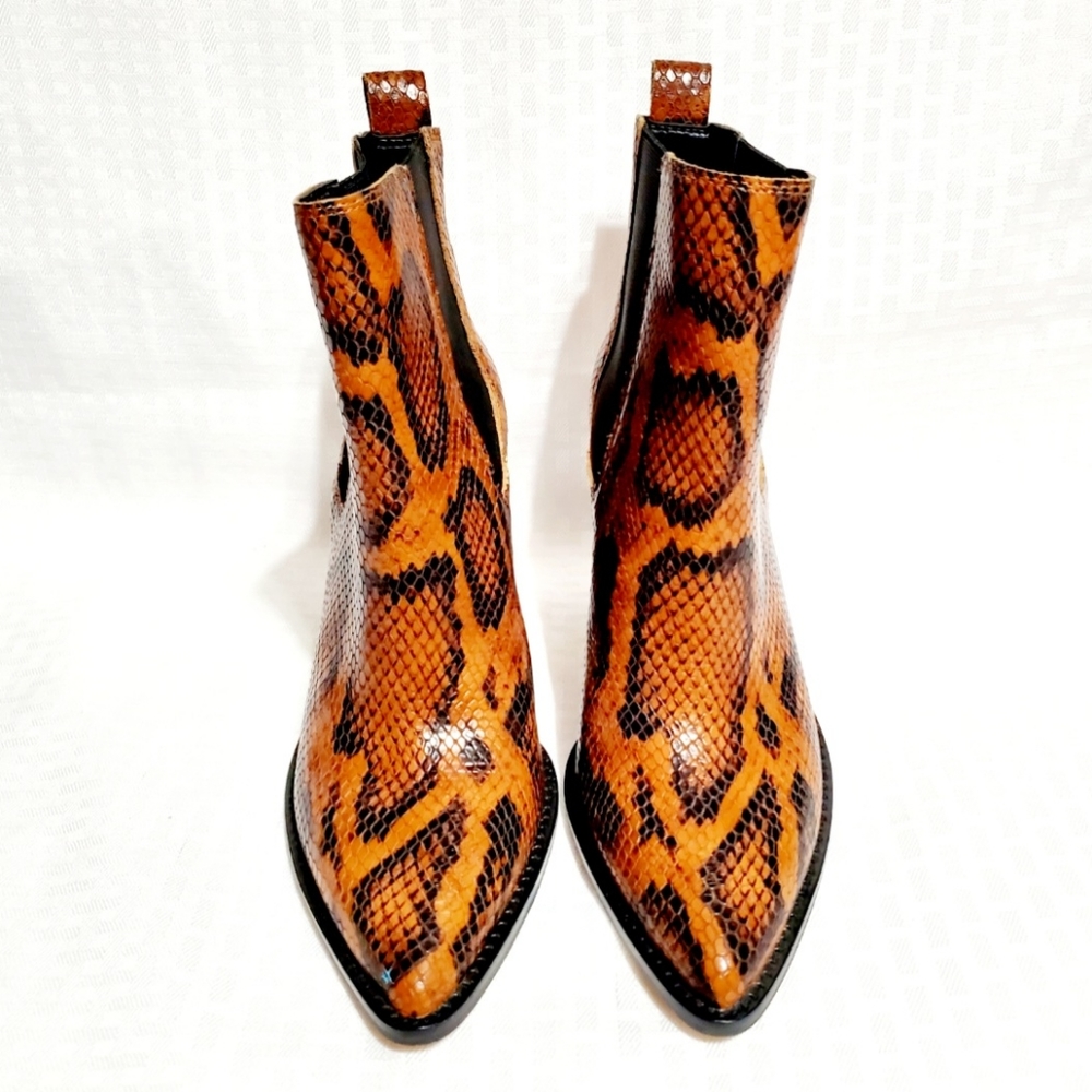 Vince Camuto Ellea Caramel Pull On Pointed Toe Block Heeled Ankle Boots  Size 7M - Picture 3 of 16